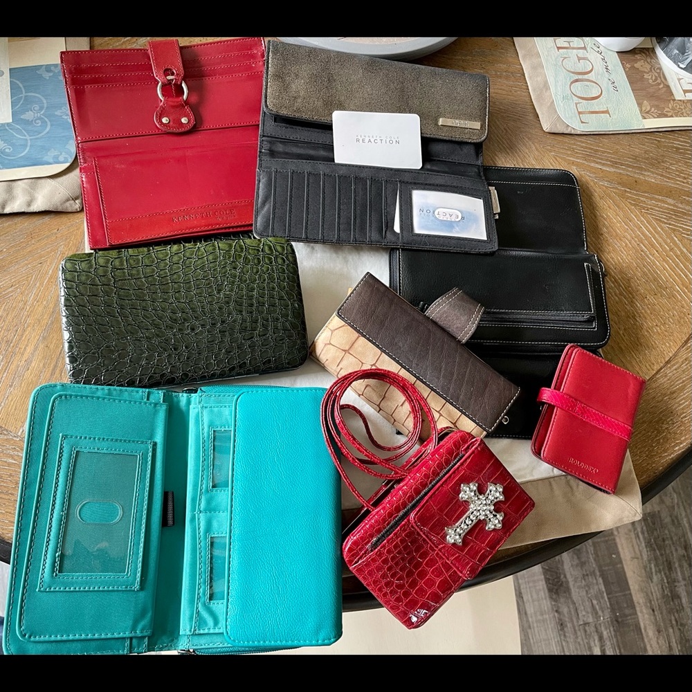 BUNDLE OF WALLETS (Liz Claiborne, Kenneth Cole, & Rolex.